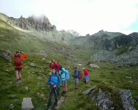 PXL048 Au pied du refuge de Presset.