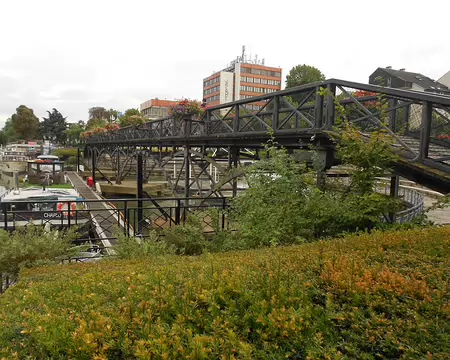 PXL007 Le Pont des Arts (première passerelle métallique en France) édifié à Paris sur la Seine de 1801 à 1803, dont seule ne subsiste que cette partie reconstruite en...