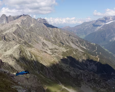 FM9A6209 Base jump au Br�vent