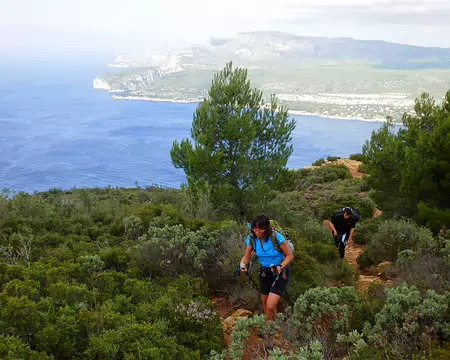 PXL011 Les calanques de Marseille ne sont pas loin
