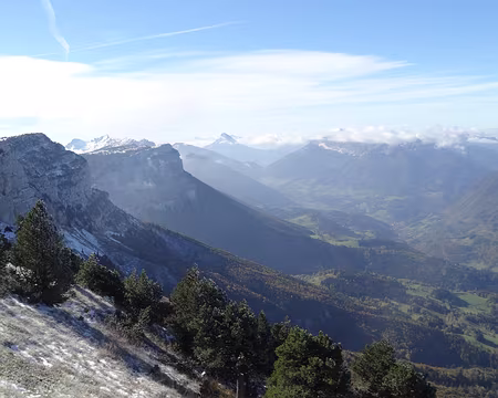 Vue sur Chamechaude au fond Vue sur Chamechaude au fond