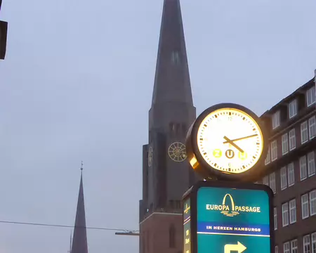 PXL049 16h12, la nuit commence à tomber