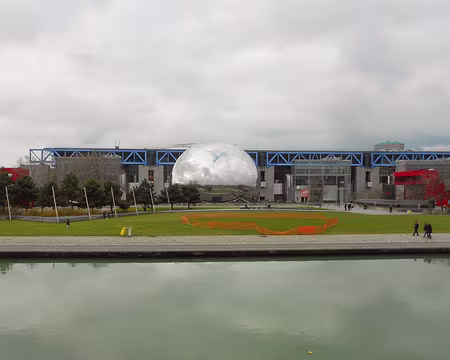 PXL054 Cité des Sciences et de l'Industrie (1986) et la Géode (1985)