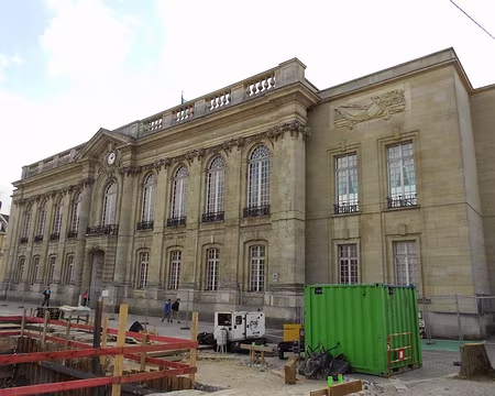 PXL014 Hôtel de ville édifié en 1752