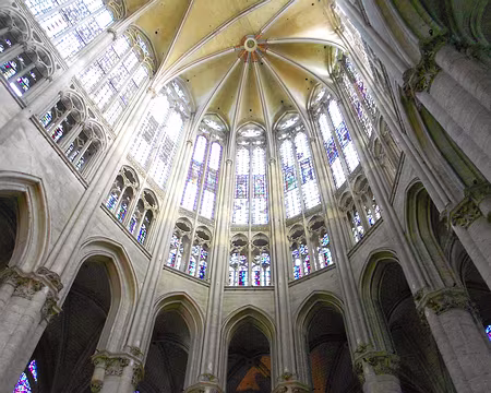 PXL022 Le choeur le plus haut, 48 mètres sous voûte.