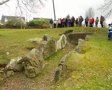 PXL028 Allée couverte du cimetière aux Anglais, datant de 2 500 à 1700 av. J.C. (néolithique), située sur le plateau dominant la vallée de l'Oise à Vauréal.