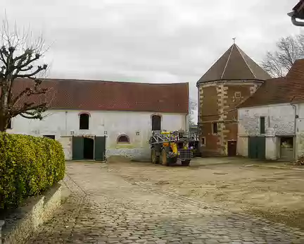 PXL018 Ferme du Château, colombier octogonal en brique, fin XVIIè s.