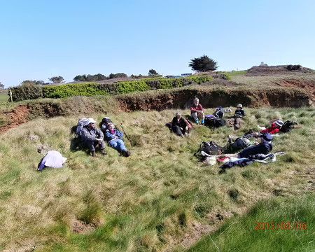 0000122 repos dans l'herbe
