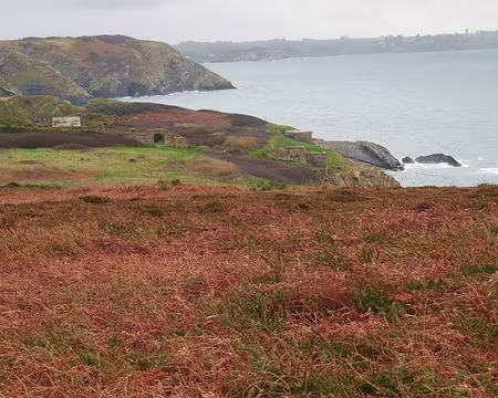 00004 un des nombreux forts, côte ouest pointe des Espagnols