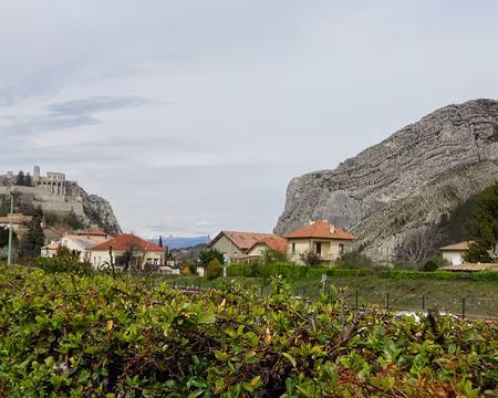 PXL000 J0 - Sisteron et sa citadelle (XIVè-XVIè s.)
