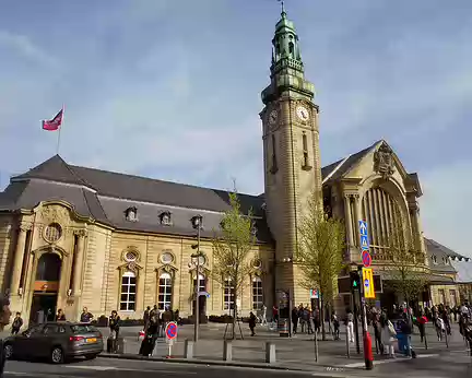 PXL115 Retour à Luxembourg-Ville. Gare édifiée en 1859.