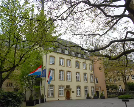 PXL134 La Présidence du gouvernement (Hôtel de Bourgogne)