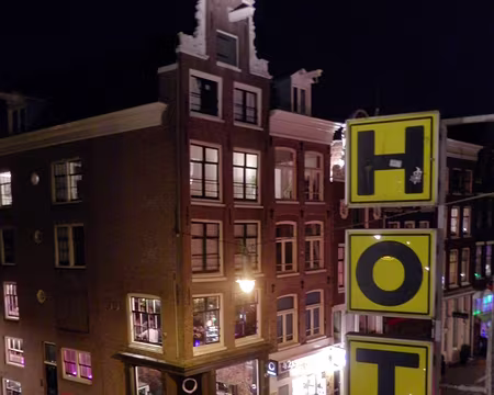 P5011564 de la fenêtre de l'hôtel