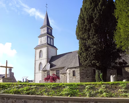PXL074 l'église de Matignon