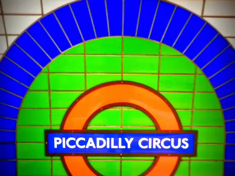 Hélène Hélène B, détail sortie