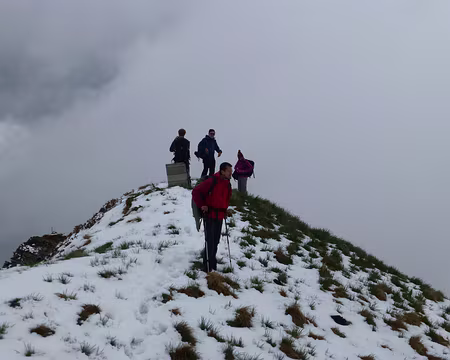 PXL010 Premier sommet de la crête