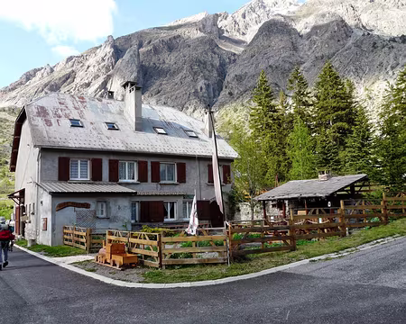 PXL071 gite auberge de st ours