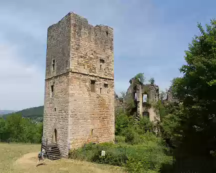 FM9A0243 Ruines du château de Couzage