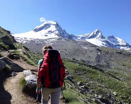 PXL022z1733 Montée au refuge Victor Emmanuel 2