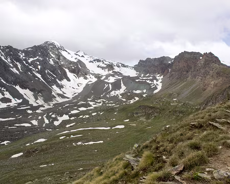 IMG_9879 descente dans le vallon Meyes