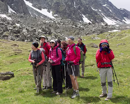 FM9A0825 Mais qu’est-ce qui peut capter à ce point l’attention du groupe ?