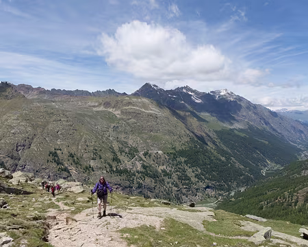 FM9A1134 Les trois sommets du fond, de gauche à droite : Mont Roletta (3384m), Punta Bianca (3427m) et Punta Bioula (3185m)