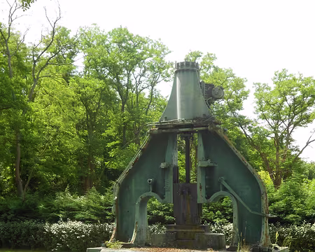 PXL000 Presse à emboutir, St-Pierre-lès-Nemours