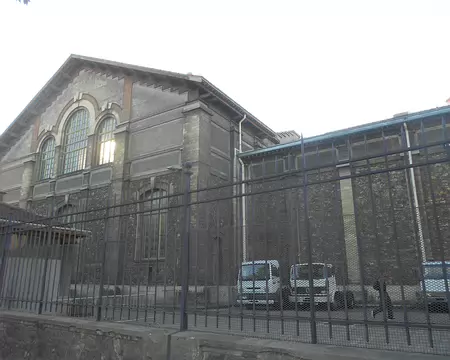 PXL004 Magasins des décors de l'Opéra construits par Charles Garnier en 1895 sur le terre-plein du bastion 44 de l'enceinte Thiers.