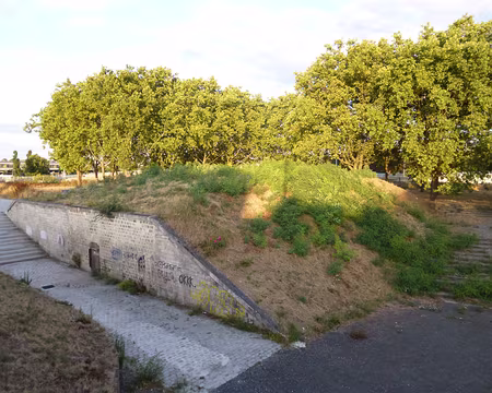 PXL020 Bastion n° 1 de l'enceinte de Thiers, près du Pont National