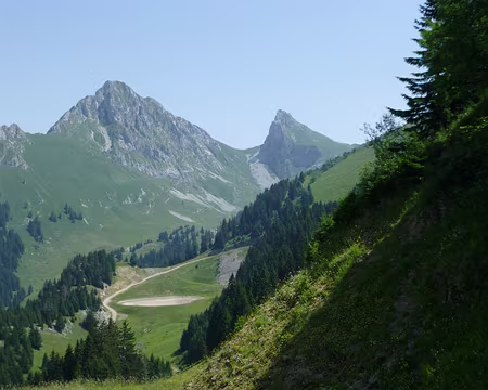 PXL007 Les pistes de ski sont proches.