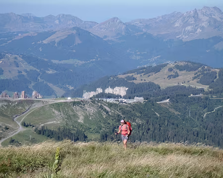 PXL020 Vue depuis la pointe de Chésery, côté français ; Avoriaz au fond