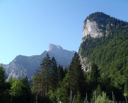 PXL036 J7 : jour des cascades ; pointe de Sales au fond