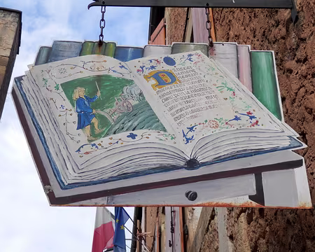 PA270181 Bibliothèque à Bitou