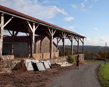 PA270222 vieux hangar à tabac