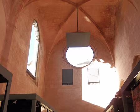 PA310385 ancienne église Ste Marie revue par Jean Nouvel