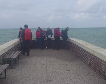 Halte sur la jetée Halte sur la jetée.