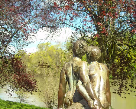 PXL005z1857 Invitation à la contemplation face à l’ile d'amour