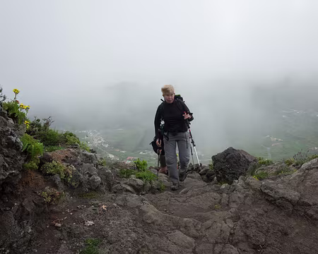 2016_04_25_09-36-12 Montée sur la crête