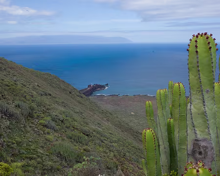 2016_04_25_12-01-27 Phare de Teno et île de La Palma