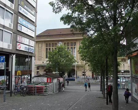 PXL123 Lausanne la gare