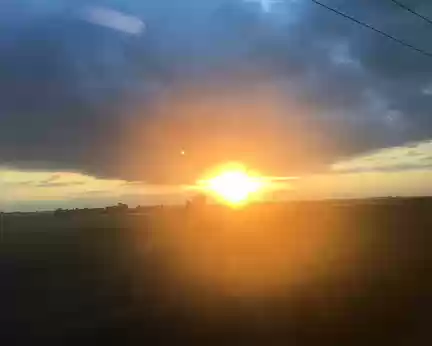 084-IMG_4185 coucher de soleil depuis le TGV