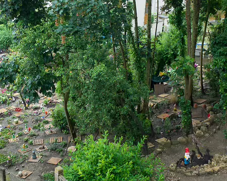 2016_06_12_15-08-25 Musée des nains de jardin ?