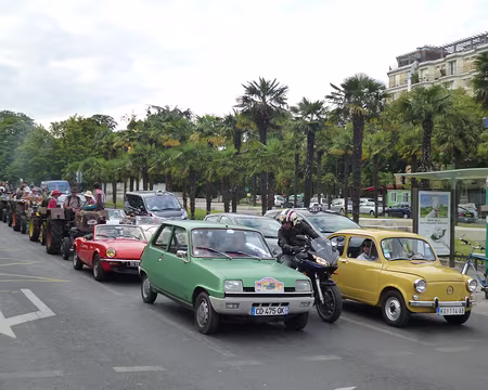 P1020248 750 véhicules de collection vont faire le tour de Paris...