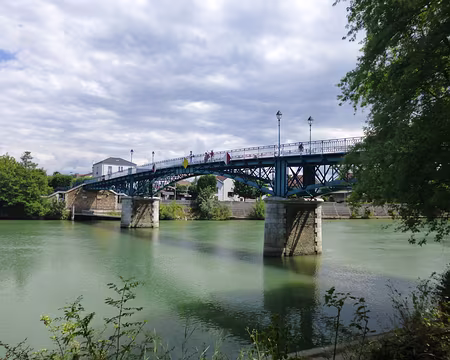 P1020280 Passerelle de Bry construite par Eiffel en 1894.