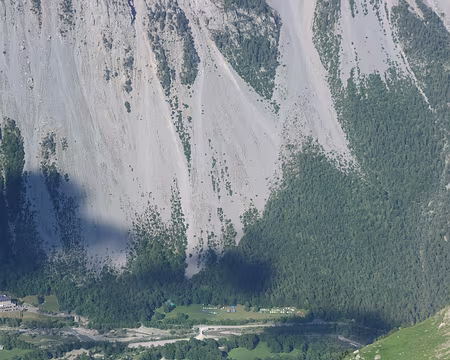 DSC01659 et pour finir une courte descente de 1600m...