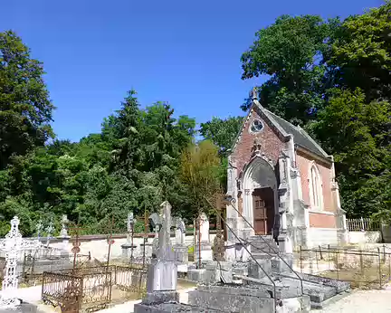 PXL005 Chapelle du cimetière de Brumetz (Aisne)