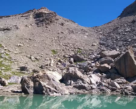 21007b Il suffit de monter