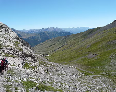 21013b Il reste une longue descente.