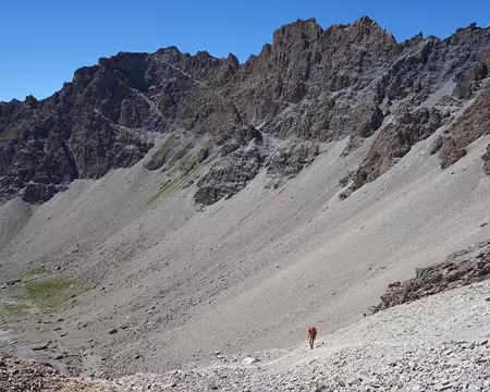 24031 Il suffit de monter.