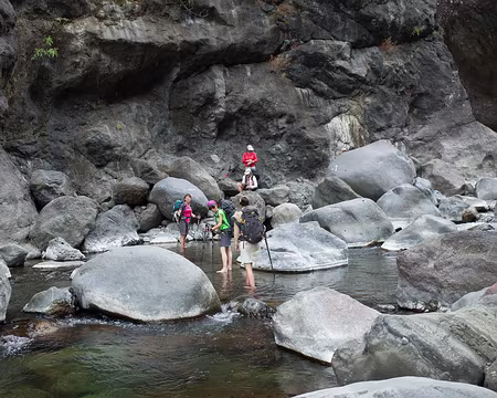 2016_10_19_13-14-29 Traversée de la rivière des Galets